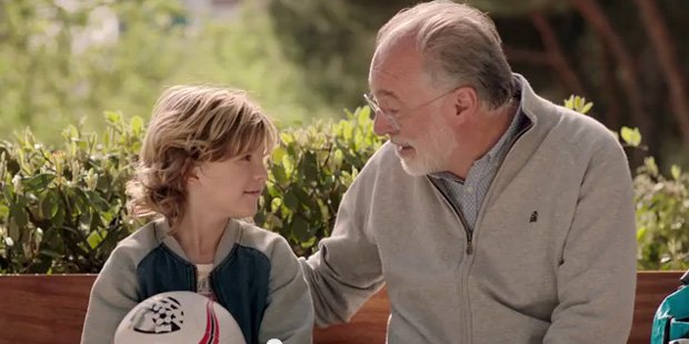 Robert y el niño en ruso Роберт и мальчик